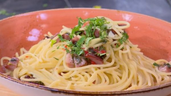 Συνταγή: Σπαγγέτι aglio e olio με σύγκλινο