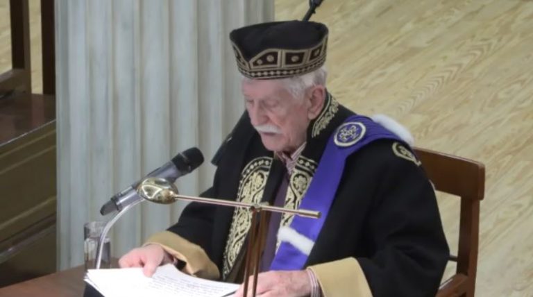 Γιάννης Μπακογιαννόπουλος: Αναγορεύτηκε επίτιμος διδάκτορας του τμήματος Επικοινωνίας & ΜΜΕ