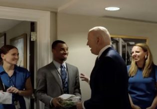 «Αντίο» και μιλκσέικ από Μπάιντεν – Βίντεο μέσα από τον Λευκό Οίκο