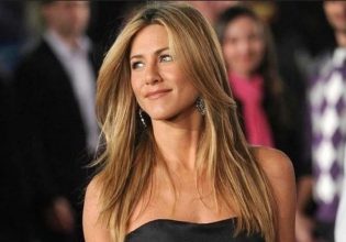 Τζένιφερ Άνιστον: «Πρέπει να αγαπάμε το σώμα μας, είναι μαζί μας από την πρώτη μέρα που γεννιόμαστε»