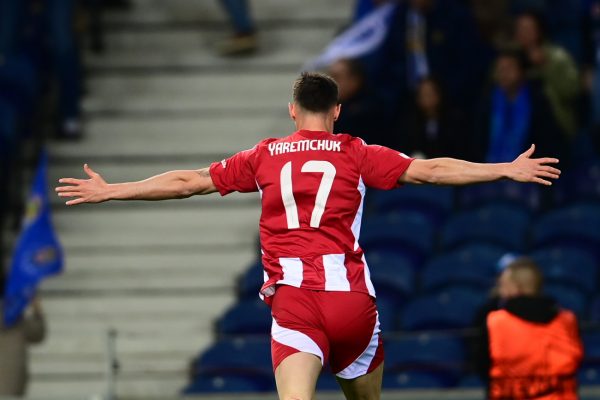 Σκόραρε ο Γιάρεμτσουκ στο 94′ αλλά το γκολ ακυρώθηκε λανθασμένα για οφσάιντ (vid)