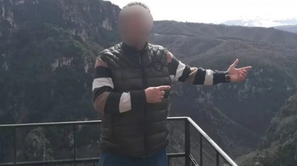 Άλιμος: Νέες αποκαλύψεις για τον 52χρονο καθηγητή – Φέρεται να είχε σχέσεις και με δεύτερο κορίτσι