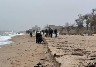 Ρωσία: Το μαζούτ από τα δεξαμενόπλοια που ναυάγησαν στο Κερτς έφτασε στη Ζαπορίζια