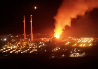 Στις φλόγες η μεγαλύτερη μονάδα αποθήκευσης ενέργειας στον κόσμο