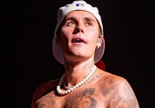 Τζάστιν Μπίμπερ: Φωτογραφίζεται για πρώτη φορά με τον 5 μηνών γιο του