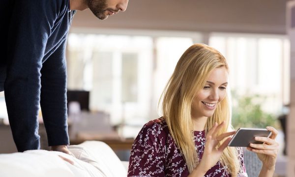 Η διαδικτυακή απιστία θεωρείται απιστία; Τι λένε οι ειδικοί