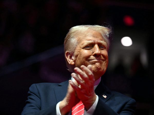 Οι 5 στιγμές που έγιναν viral από την πρώτη ορκωμοσία του Τραμπ το 2017