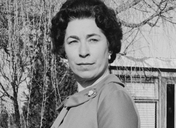 Η πιο διάσημη σωσίας της Ελισάβετ είχε περισσότερες ομοιότητες με τη Βασίλισσα από όσες νομίζαμε