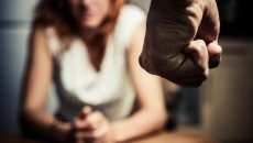 Χανιά: Απείλησε με σκεπάρνι την πρώην σύζυγό του και τον σύντροφο της – Οι καταγγελίες για τα παιδιά