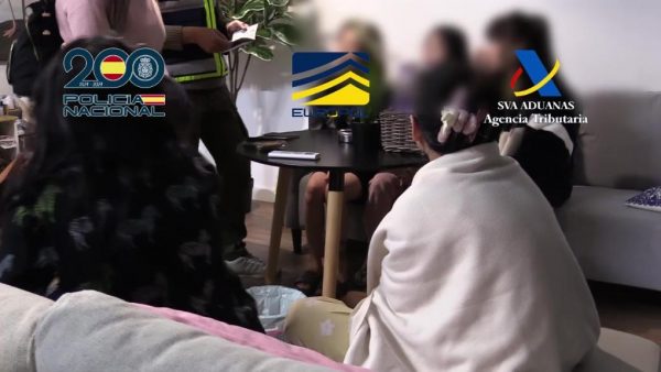 Έπιασαν Κινέζους που δρούσαν και στην Ελλάδα!