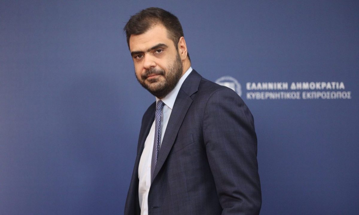 Επίθεση κυβέρνησης σε Ανδρουλάκη: Μάς αποκάλυψε ότι ψηφίζοντας ΠΑΣΟΚ παίρνεις πακέτο ΣΥΡΙΖΑ 