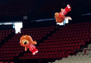 Ο Ολυμπιακός ετοιμάζει το… «Flying Thryleon» (vid)