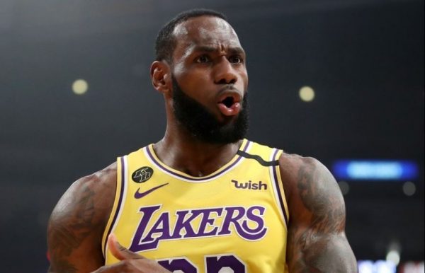 Αδιανόητο triple-double του ΛεΜπρόν και μεγάλη νίκη για τους Λέικερς – Τα αποτελέσματα του NBA