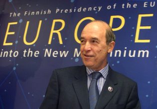 Δημήτρης Καραϊτίδης: Τα δύσκολα που ζήσαμε με τον Κώστα Σημίτη