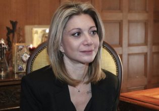 Μ. Καρυστιανού: Αρνούνται να της δώσουν τους ιατροδικαστικούς φακέλους για τα Τέμπη εδώ και 6 μήνες