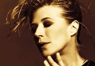 Πέθανε η σπουδαία τραγουδίστρια και ηθοποιός Μαριάν Φέιθφουλ