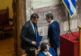 Αλλάζει γραμμή η κυβέρνηση για Τέμπη: Αν έρθει δικογραφία στη Βουλή η πλειοψηφία θα διευκολύνει τη δικαιοσύνη λέει ο Μαρινάκης