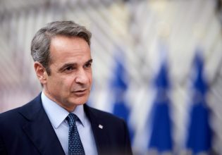 Μητσοτάκης: Ανεφάρμοστες οι λύσεις που προτείνει το ΠΑΣΟΚ – Τι είπε για το τροχαίο στα Χανιά