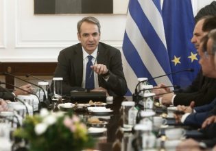 Κυβέρνηση ΝΔ: Αναδόμηση γαλάζιου DNA με δεξιές «ενέσιμες» απόψεις 