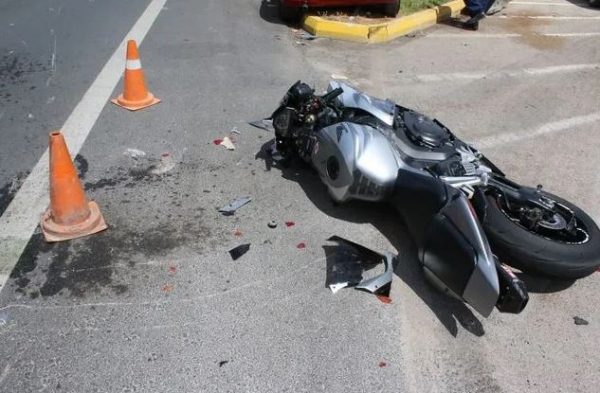 Νεκρός μοτοσικλετιστής στη Νέα Πέραμο – Προσπάθησε να αποφύγει έλεγχο της ΕΛΑΣ και σκοτώθηκε