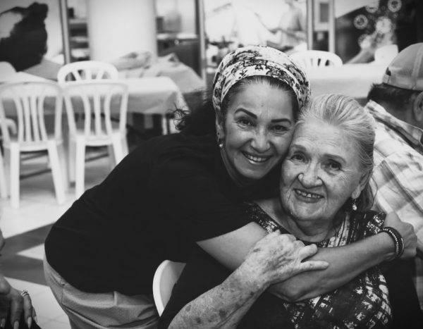 Μοναξιά και φτώχεια: Η ζωή των επιζώντων του Ολοκαυτώματος σήμερα – Τα στατιστικά της ντροπής