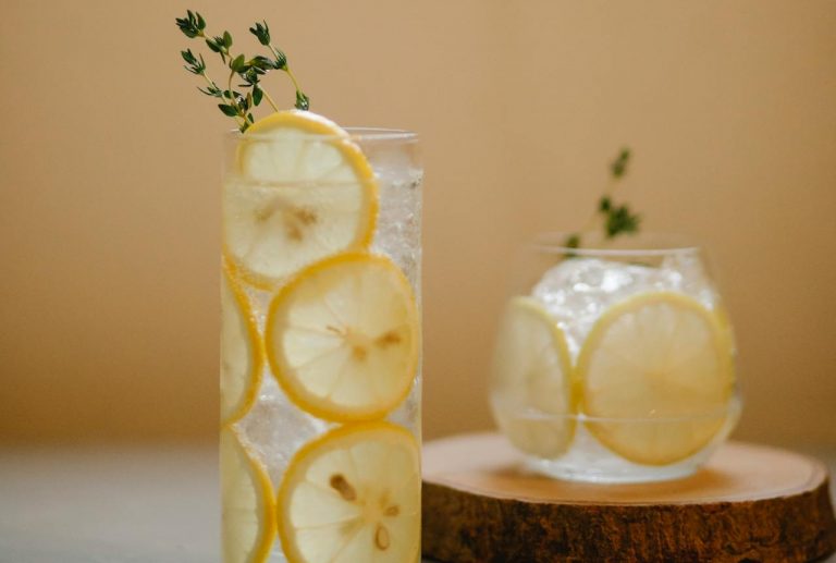 Το ρόφημα που θα σας βοηθήσει να χάσετε κιλά