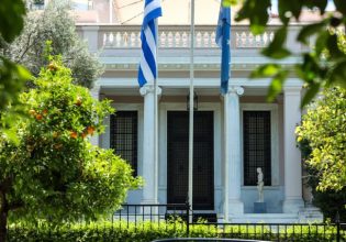 Οι τελευταίες «ζαριές» πριν τις ανακοινώσεις για την Προεδρία της Δημοκρατίας