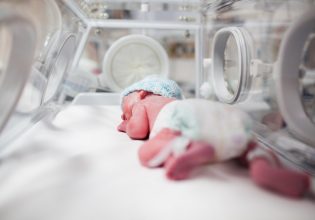 H Gen Beta κατέφθασε μαζί με το 2025 – Τι γνωρίζουμε για την νέα γενιά