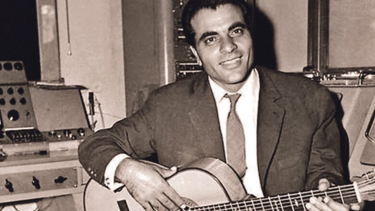 Κορίνα Βασιλείου: «Ήμουν μεγάλος σταθμός στη ζωή του Στέλιου Καζαντζίδη»