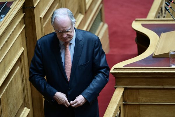 Απάντηση Τασούλα σε ΠΑΣΟΚ: Κανένα πολιτικό όφελος από τις αποφάσεις για τις επιχορηγήσεις  