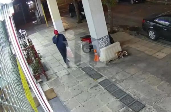 Παλαιό Φάληρο: Καρέ-καρέ οι τελευταίες κινήσεις του δράστη πριν δολοφονήσει τον ιδιοκτήτη πρακτορείου