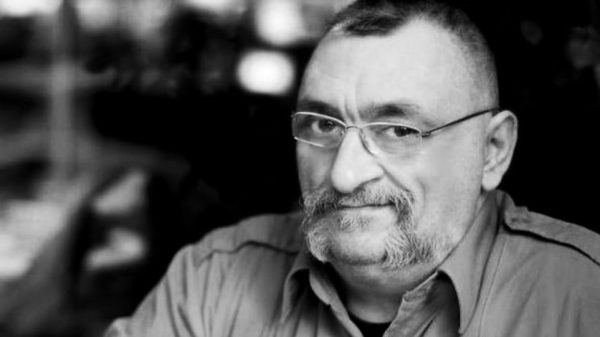 Ιάσονας Τριανταφυλλίδης: Οι άγνωστες ιστορίες του – Ο ξενύχτης Χορν, η Μαίρη Αρώνη και ο σοφός Χατζιδάκις