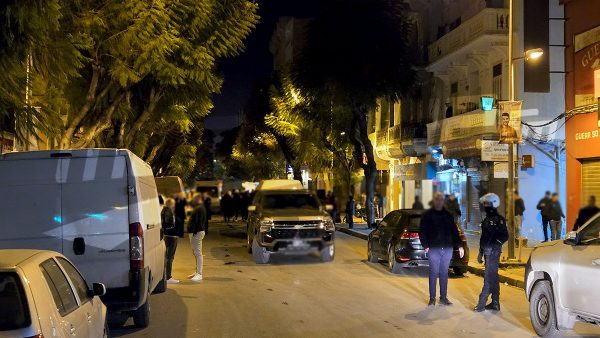 Τυνησία: Ατομο αυτοπυρπολήθηκε έξω από τη Μεγάλη Συναγωγή της Τύνιδας – Ενας νεκρός και δυο τραυματίες
