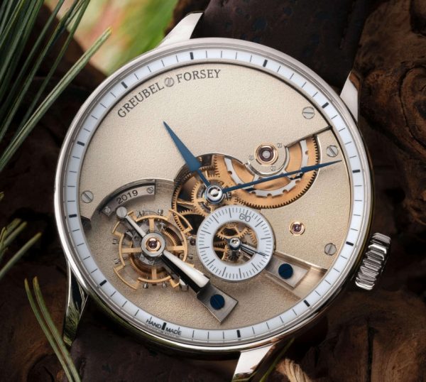 Ο Μαρκ Ζάκερμπεργκ, η κατάργηση του fact-checking και ένα ρολόι αξίας 900.000 δολαρίων