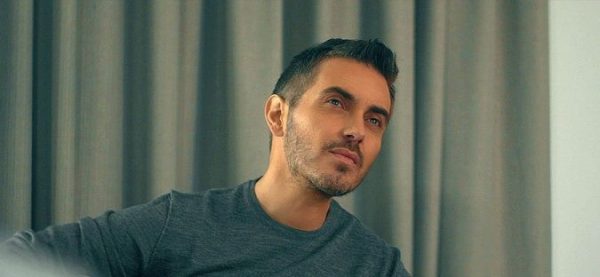 Μιχάλης Χατζηγιάννης: Παράταση στις εμφανίσεις του στο Gazarte μέχρι τις 15 Φλεβάρη