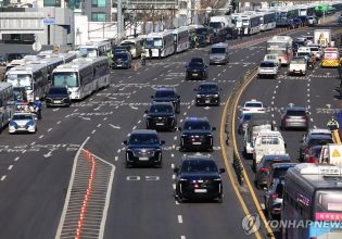 Νότια Κορέα: Οι αρχές συνέλαβαν εντέλει τον παυθέντα πρόεδρο Γιουν Σοκ-γελ