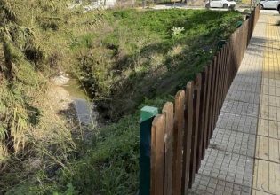 Τοποθετήθηκαν προστατευτικά σε επικίνδυνο σημείο στο ρέμα Πικροδάφνης