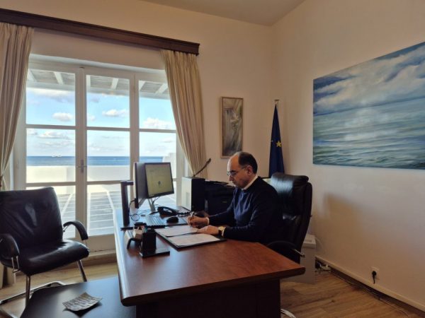 Περισσότερους αστυνομικούς ζητάει ο Δήμαρχος Πάρου