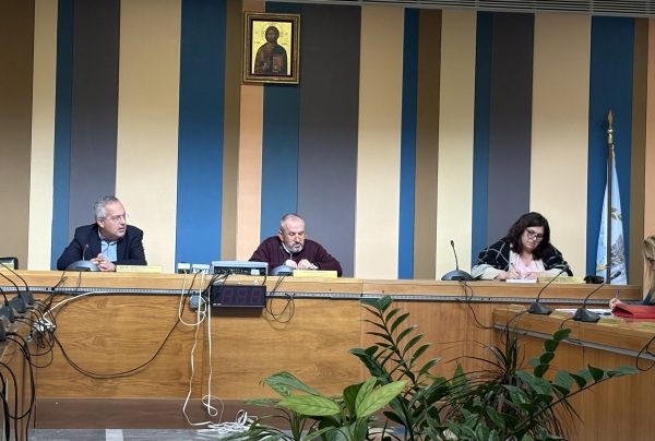 Έκτακτη σύσκεψη πολιτικής προστασίας στον Δήμο Παπάγου-Χολαργού