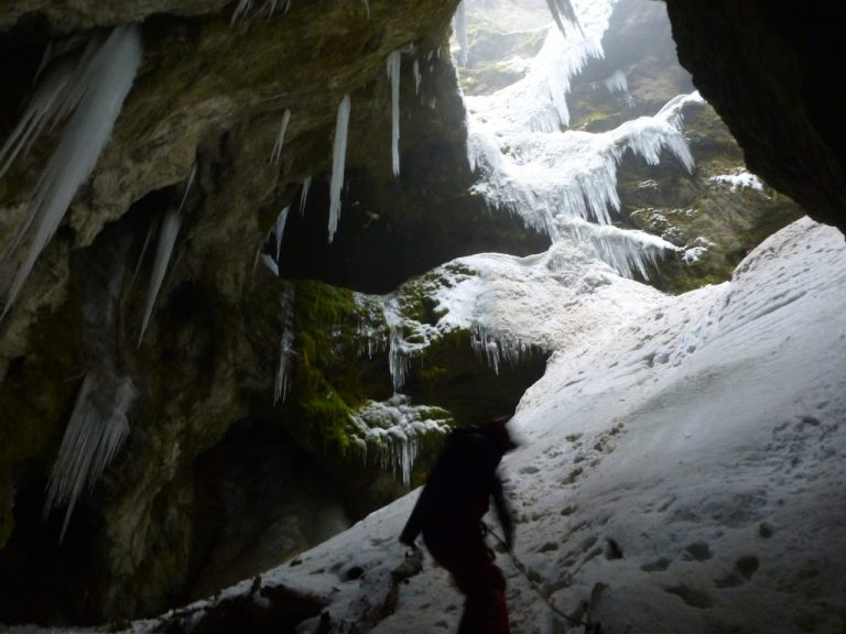 Ελλάδα: Σε ποιο μέρος της χώρας μας βρίσκεται ο νοτιότερος παγετώνας της Ευρώπης