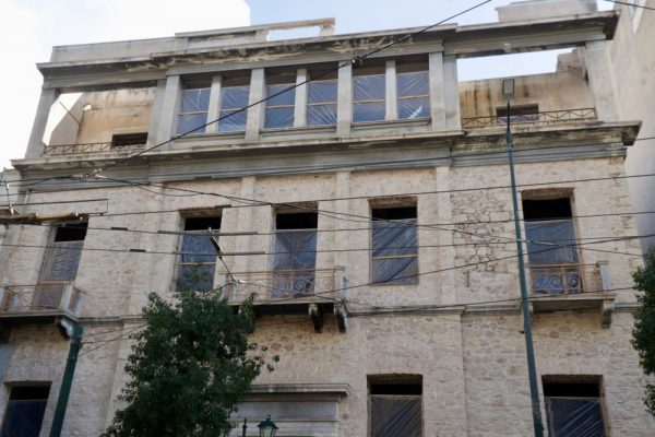 Το διατηρητέο ακίνητο της οδού Φιλελλήνων θα φιλοξενήσει το Ίδρυμα της Βουλής των Ελλήνων