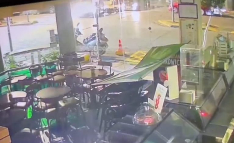 Βίντεο ντοκουμέντο από το θανατηφόρο τροχαίο στην Καισαριανή