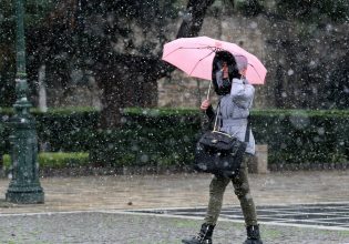 Καιρός: Επιμένει το τσουχτερό κρύο – Από Τρίτη σταδιακή άνοδος της θερμοκρασίας