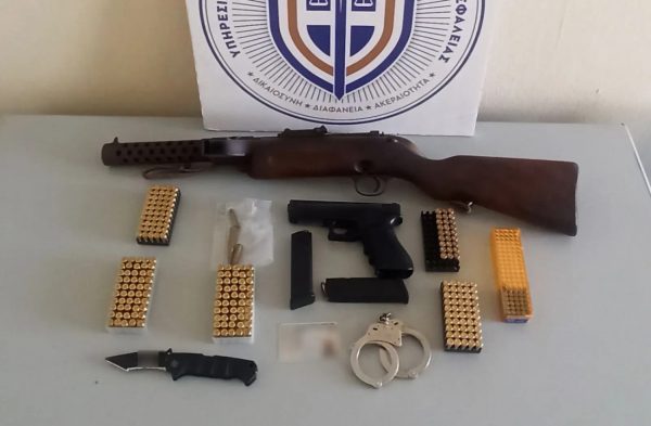 Συνελήφθη απόστρατος αστυνομικός για εμπλοκή στο κύκλωμα προστασίας λεσχών και οίκων ανοχής