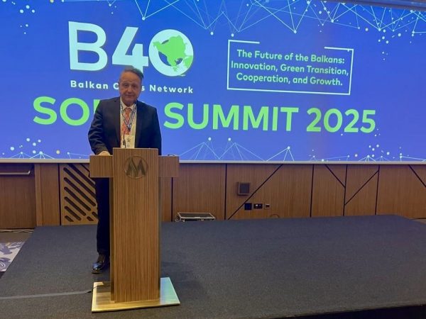 Στην εκτελεστική επιτροπή του βαλκανικού δικτύου B40 ο Δήμαρχος Θεσσαλονίκης