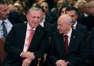 Μπαχτσελί: Σε εγχείρηση καρδιάς υπεβλήθη ο κυβερνητικός εταίρος του Ερντογάν