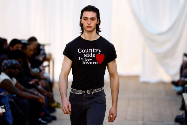 Μόδα και πολιτική – «Η ανθεκτικότητα είναι αντίσταση»