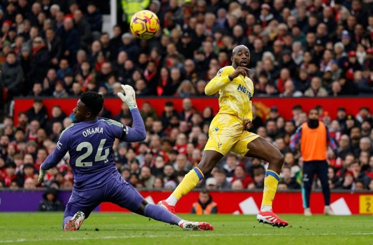 Μεγάλη νίκη της Κρίσταλ Πάλας στο Ολντ Τράφορντ (0-2)