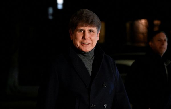 Τραμπ: Απένειμε χάρη σε πρώην κυβερνήτη που είχε καταδικαστεί για διαφθορά