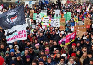 Γερμανία: Kρίσιμες εκλογές την Κυριακή με την ΕΕ να κρατά την ανάσα της ενώ η ακροδεξιά δείχνει τα δόντια της